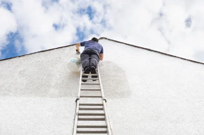 Peinture extérieure à Montalembert — façades et ravalement